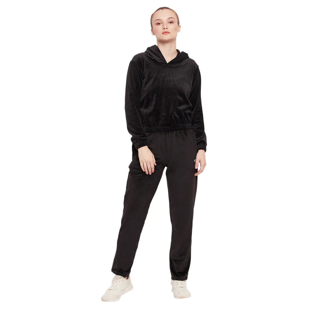 Women Tracksuits: The Trendy Fusion of Comfort and Style